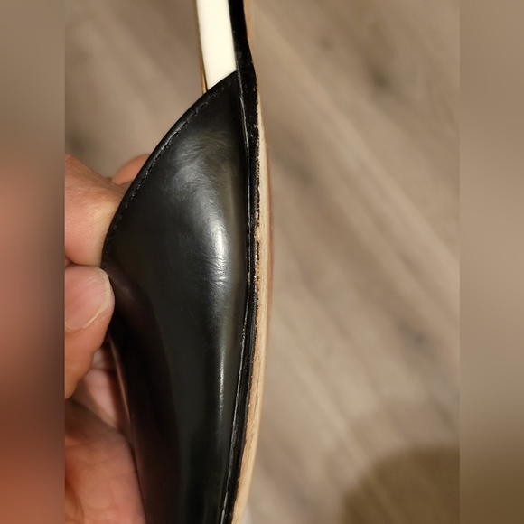 Vince Camuto | Leather | Ankle-Strap | Pointed-Toe | Sandals | Size 6M - Picture 10 of 12